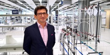 Karl Storz Eesti tehase tegevjuht Tõnis Pilvisto on ettevõtte arenguga kaasas käinud algusest peale. Fotod: Karl Storz