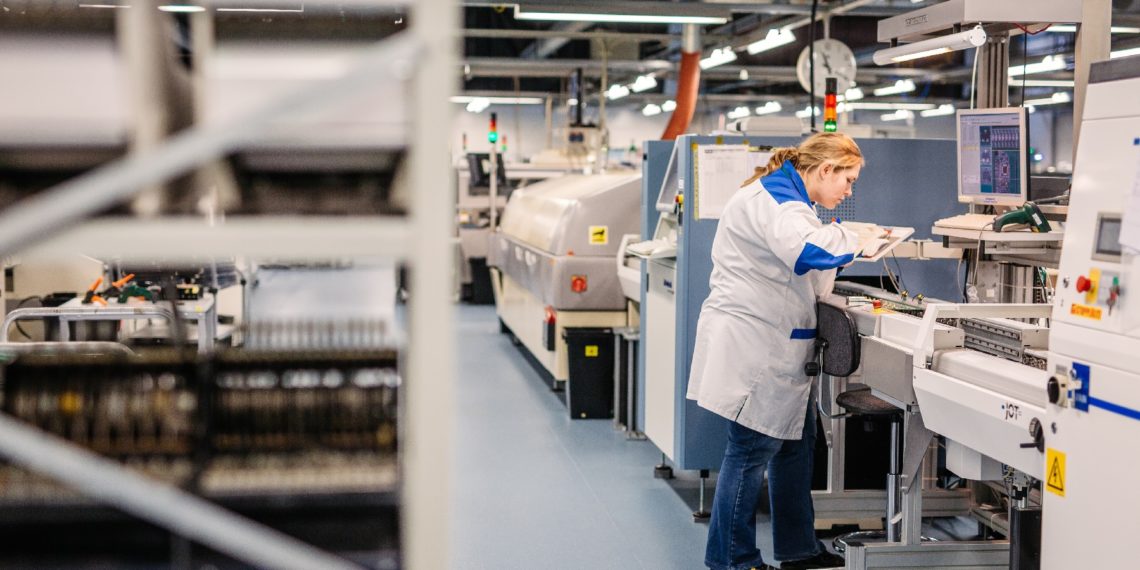 Foto; Elektroonikatööstus Enics Saaremaal