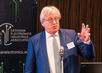 Euroopa elektroonikatootmise teenuse üks tunnustatumaid analüütikuid Dieter G. Weiss. Foto: Peeter Sirge