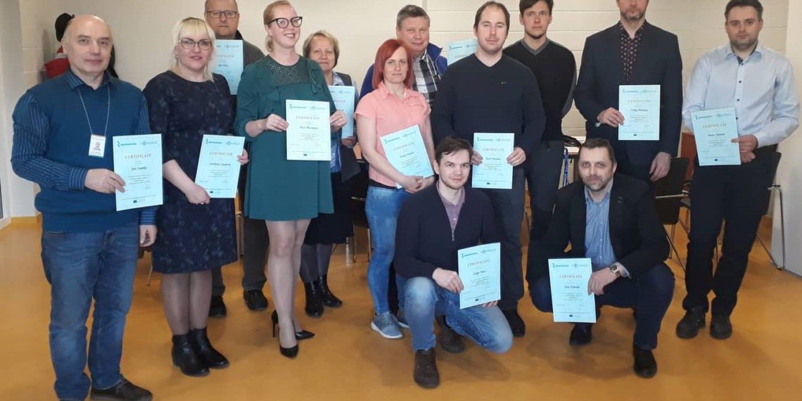 Kutsekoolide õpetajad projekti 4Change pilootkoolitusel Tallinna Lasnamäe Mehaanikakoolis. Foto: Eesti Masinatööstuse Liit