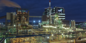 Enefiti õlitehase abil saab põlevkivist üle kahe korra rohkem energiat võrreldes põlevkivi otsepõletamisega elektriks. Põlevkiviõli Foto: Enefit