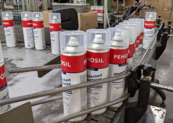 50 000 aerosoolpudelis desovahendit suudab Krimelte toota ühe päevaga. Foto: Ivo Laan