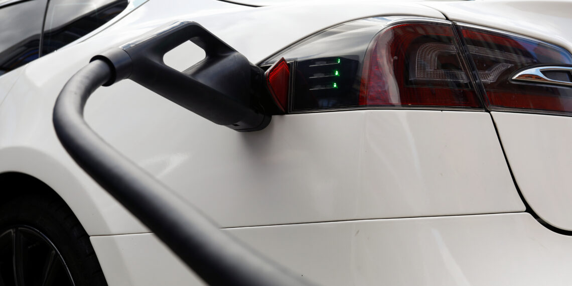 Elektrisõiduk. Tänavu septembri keskel tutvustas Tesla oma Berliini teaduslinnakus uudset V3 superlaadijat. Foto: Michele Tantussi/Reuters/Scanpix