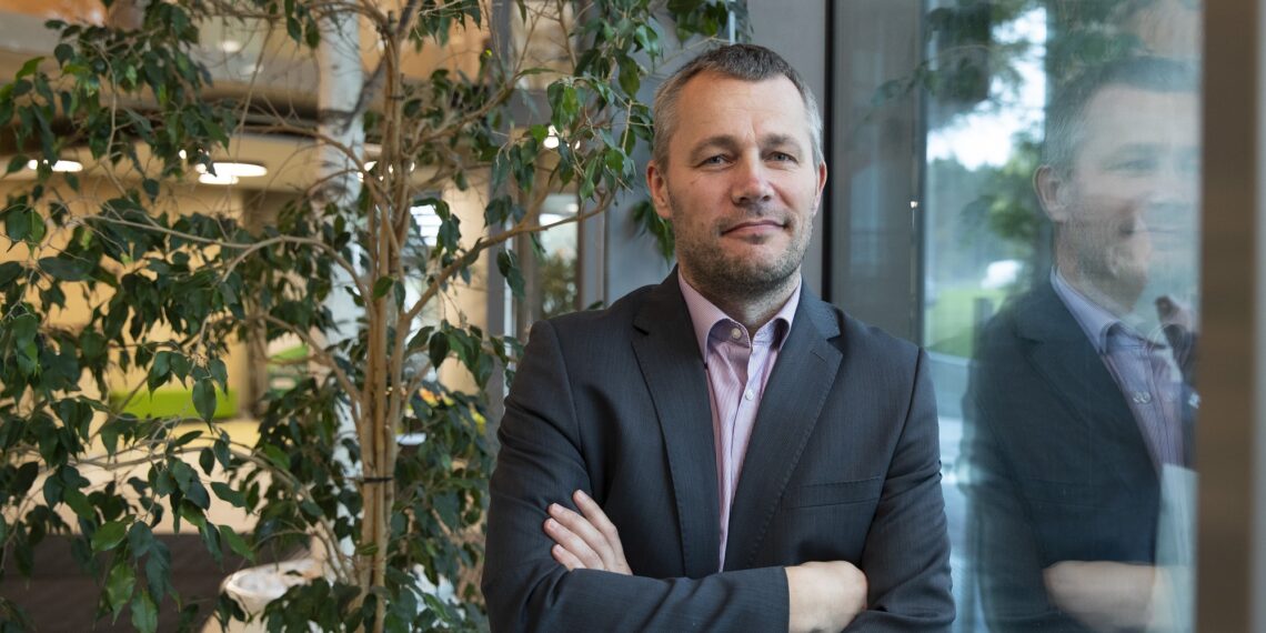 Algavad läbirääkimised EL-i kliimapoliitika tugevdamise osas. Energiakriis lõpeb, kui saavad rajatud uued tootmisvõimsused. Andres Tropp Eesti Energia regulaatorsuhete osakonna juht