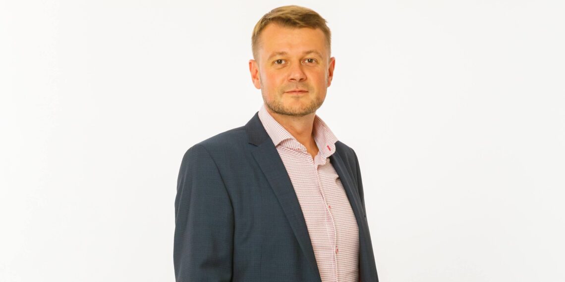 Kuressaares tegutsevat Incap Estonia elektroonikatootmistehast asus juhtima seni ettevõtte juhtkonnas kvaliteedi ja strateegia valdkonna eest vastutanud Margus Jakobson. Foto: Incap Estonia