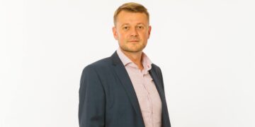 Kuressaares tegutsevat Incap Estonia elektroonikatootmistehast asus juhtima seni ettevõtte juhtkonnas kvaliteedi ja strateegia valdkonna eest vastutanud Margus Jakobson. Foto: Incap Estonia