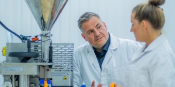 Eesti looduskosmeetika sai endale ümber keskkonda säästva pakendi. Janno ja Berit Joosepit on juba aastaid huvitanud merevetikate põnev maailm. Nüüdseks on sellest huvist välja kasvanud tootesari, mis üha täieneb. Foto: Berrichi/erakogu