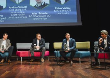 Ida-Virumaa õiglase ülemineku raha pääseb paisu tagant. Foorumi ettevõtjate aruteluringil osalesid (vasakult): Andres Vainola, Raivo Vasnu, Alar Saluste ja Ahti Asmann. Foto: TalTech