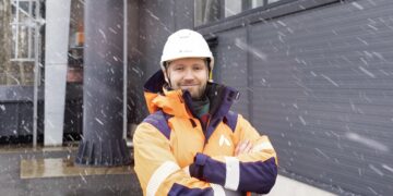 Adveni Baltikumi juht Juhan Aguraiuja on seda meelt, et kuni pole otsest seadusandlikku sundi, ei hakka kaugküttefirmad kasutusel olevat ja suuresti biokütuste põletamisele orienteeritud tehnoloogiat millegi uue vastu välja vahetama, sest see tooks klientidele kaasa märkimisväärse hinnatõusu. Foto: Adven/erakogu