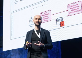 Konverentsil Tark Tööstus 2024 tutvustas Vjatšeslav Antipenko tootmisettevõtete küberturvalisuse uuringut. Foto: RIA