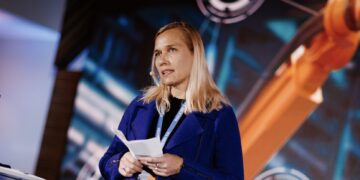 Tööstussektori ellujäämine. AIRE juht Kirke Maar leiab, et avalik sektor peaks teadus-arendusprojektidesse ja innovatsiooni senisest rohkem panustama. Foto: Rene Lutterus