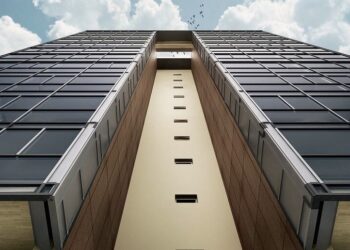 Teknos FR Facade'i tulekindel värvisüsteem võimaldab kasutada puitmaterjali ehitistel, kus see senini polnud tuleohutuse tõttu võimalik. Foto: Teknos