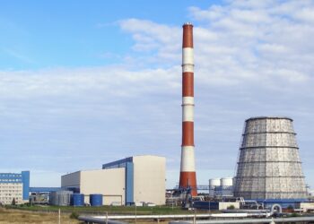 Jäätmereform. Iru soojuselektrijaam. Foto: Wikipedia