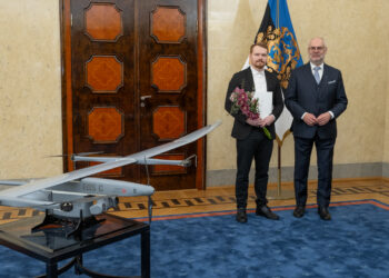 Mullu, kui preemia anti välja esimest korda, pälvis noore inseneri tunnustuse mehitamata õhusõidukite arenduse ja tootmisega tegelev Margus Sammelsaar. Foto: Raigo Pajula