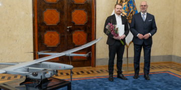 Mullu, kui preemia anti välja esimest korda, pälvis noore inseneri tunnustuse mehitamata õhusõidukite arenduse ja tootmisega tegelev Margus Sammelsaar. Foto: Raigo Pajula