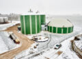 Pildil 2021. aastal valminud Oisu biogaasijaam, mida opereerib OÜ Eesti Biogaas. Foto: Elenger