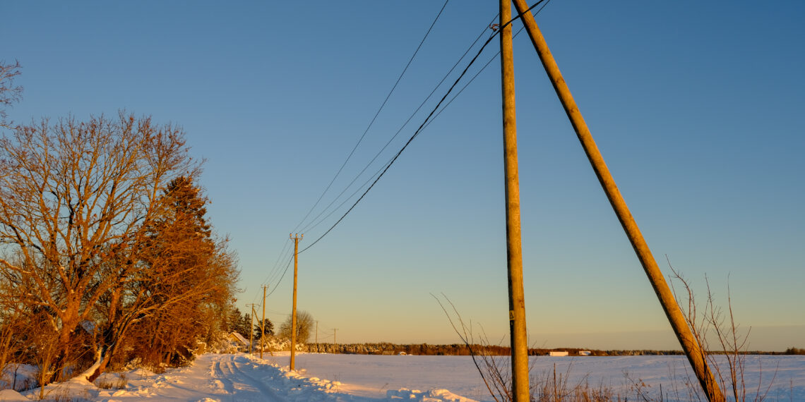 Elektrilevi on praeguseks muutnud ilmastikukindlaks 76% oma jaotusvõrgust, kuid eesmärgi saavutamiseks tuleb täiendavalt asendada pool olemasolevast paljasjuhtmelisest keskpingevõrgust ilmastikukindla võrguga. Foto: Elektrilevi