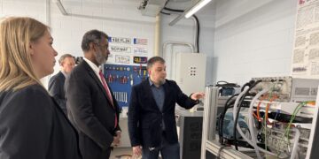 OECD Nuclear Energy Agency peadirektor William D. Magwood tehnikaülikoolis. Foto: TalTech