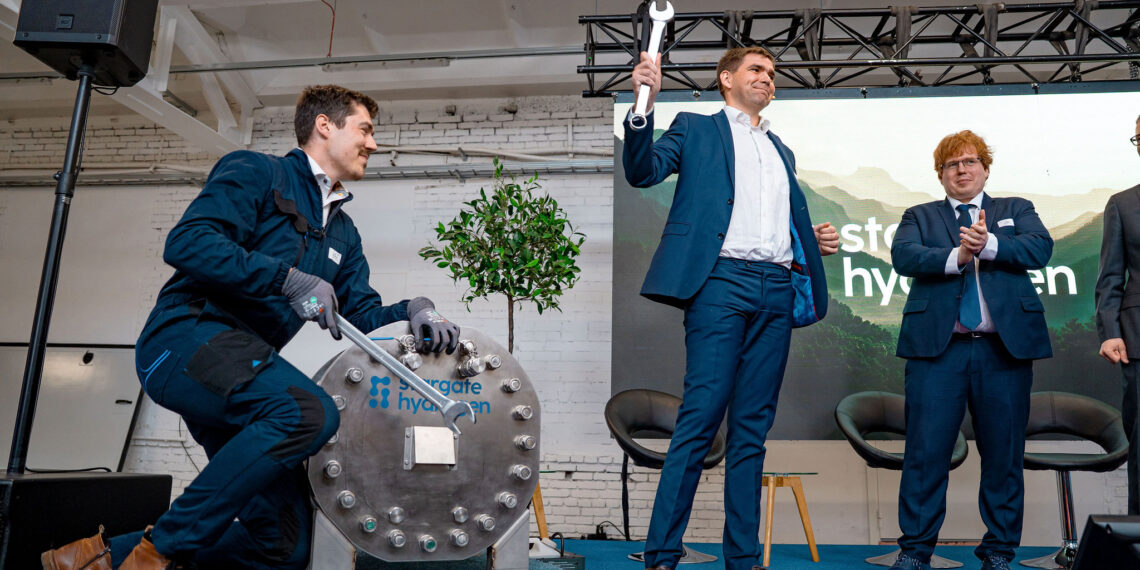 Stargate Hydrogen avas täna Tallinnas tehase. Foto: Enriko Pedaksalu