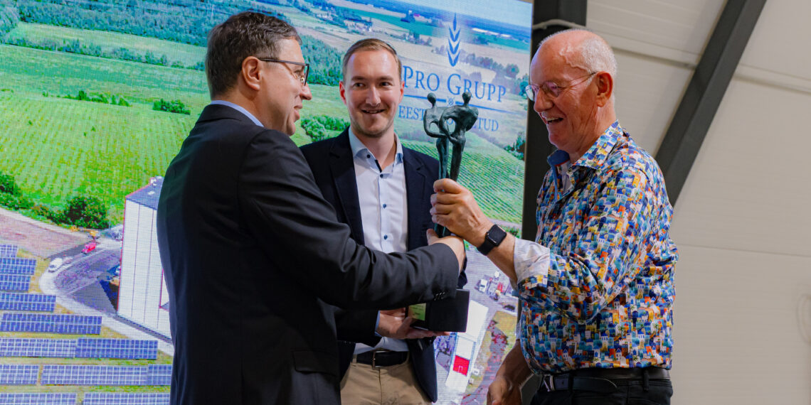 Eesti suurim söödatootja, kodumaisel kapitalil põhineval Pro Grupp Invest OÜ avas Jõgevamaal Kantkülas uue söödatehase. Fotod: Lauri Raitar