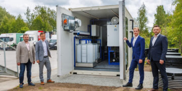 Taaskasutusprojekti käivitajad: Lauri Luurmees, Hardi Tammis, Joonatan Oras, Jan Tomingas. Foto: Arno Mikkor/Spacedrip