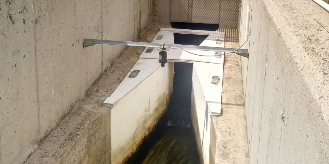 EasyTREK ultrahelianduriga vooluhulga mõõtmine Parshalli rennis.