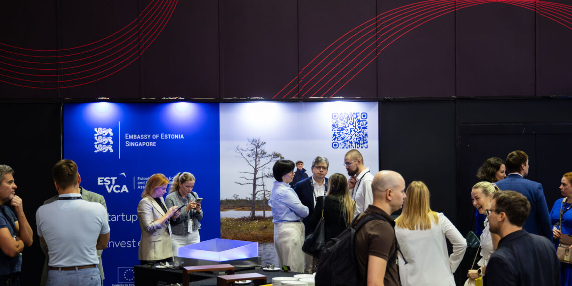 Eesti tehnoloogiaettevõtted Singapuri tehnoloogianädalal SWITCH 2025. Foto: Eesti välisministeerium