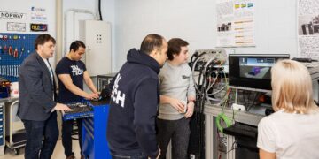 Elektrisõidukid vajavad täiustamist. Selle tarbeks on TalTechis sisustatud spetsiaalne labor. Foto: TalTech